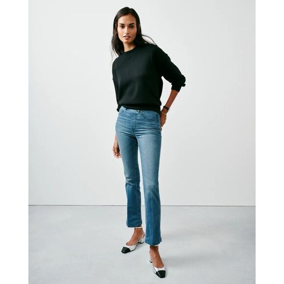 NWT Spanx Kick Flare Jeans Crop Ankle Blue Denim Pant Stretch Pull On Small Tall - Picture 1 of 16